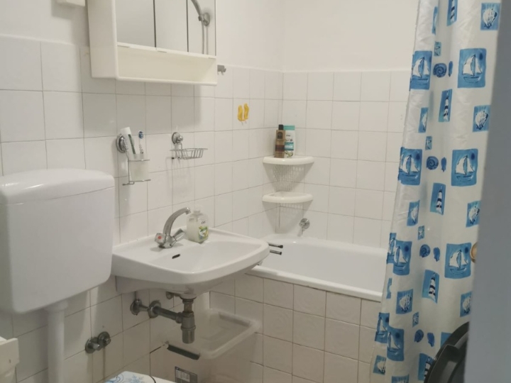 Rijeka Zamet, iznajmljujemo stan