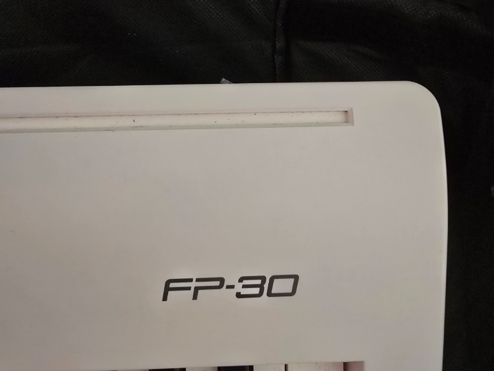 Klavir Roland FP-30, skoro novo