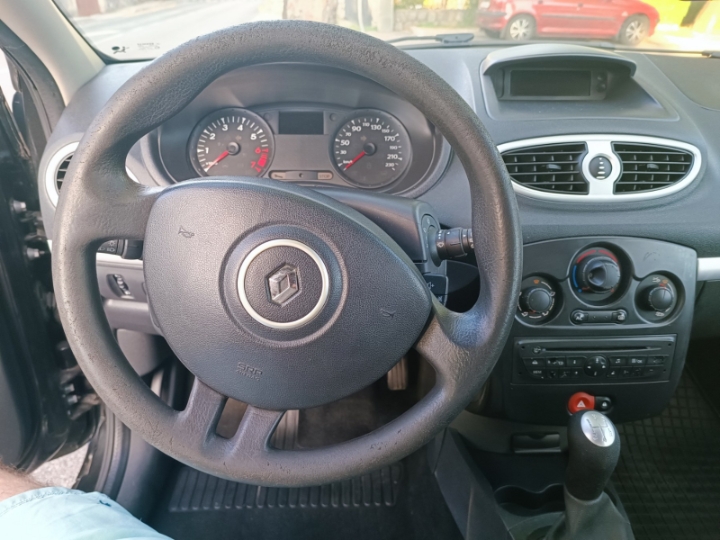 Renault Clio 1.2, 2009. godište