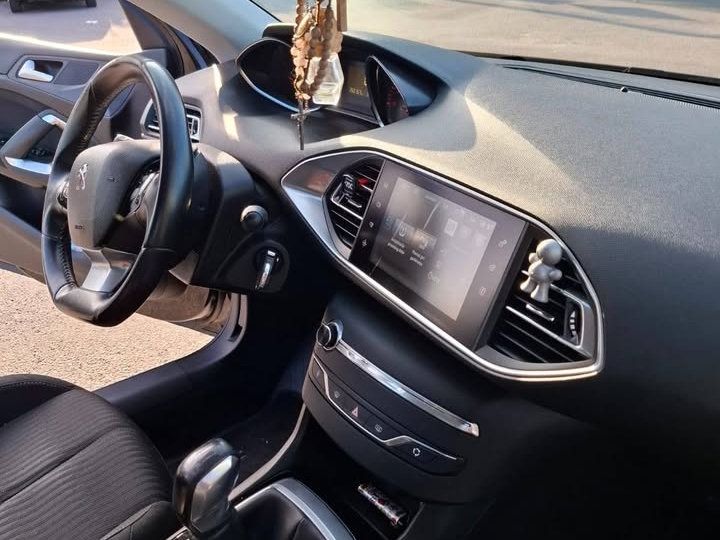Peugeot 308 1.6 HDI