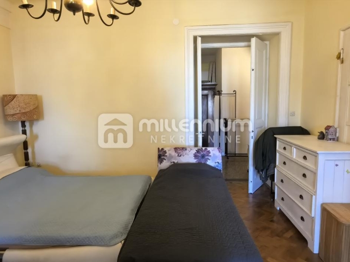 Rijeka, Bulevard, 68.25m2, 2-sobni s dnevnim + podrumski prostor