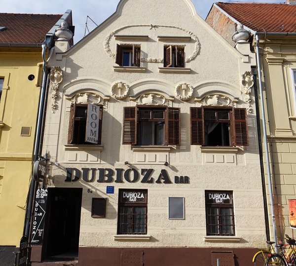 Iznajmljujem namještene sobe
