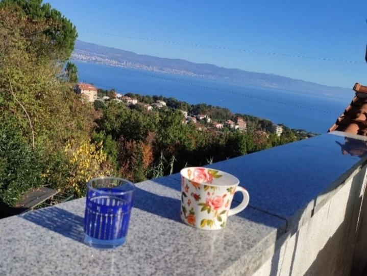 Opatija, etaža!
