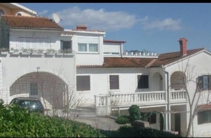 Opatija, etaža!