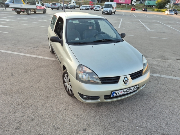 Renault Clio 1.2, 2008. god., reg. god. dana