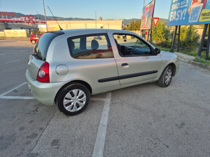 Renault Clio 1.2, 2008. god., reg. god. dana
