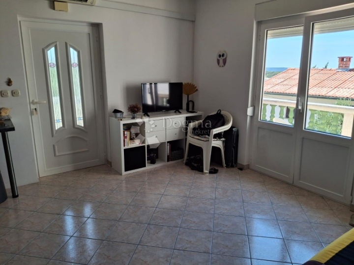 Lijepi apartman u Barbatu na mirnoj lokaciji