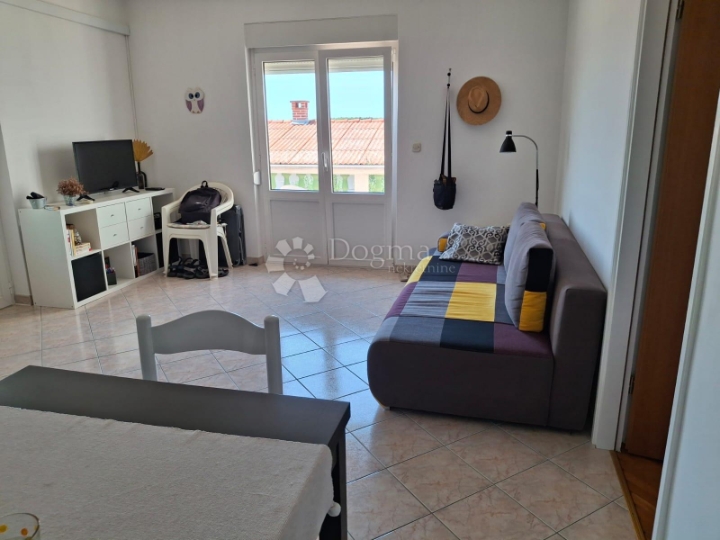 Lijepi apartman u Barbatu na mirnoj lokaciji