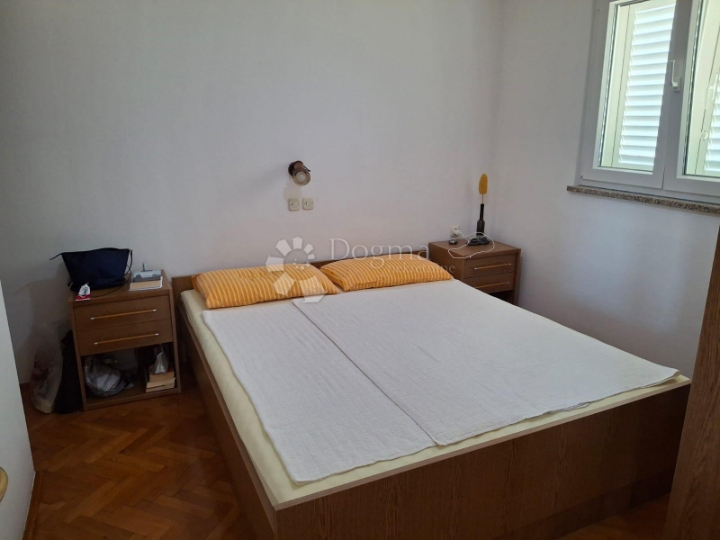 Lijepi apartman u Barbatu na mirnoj lokaciji