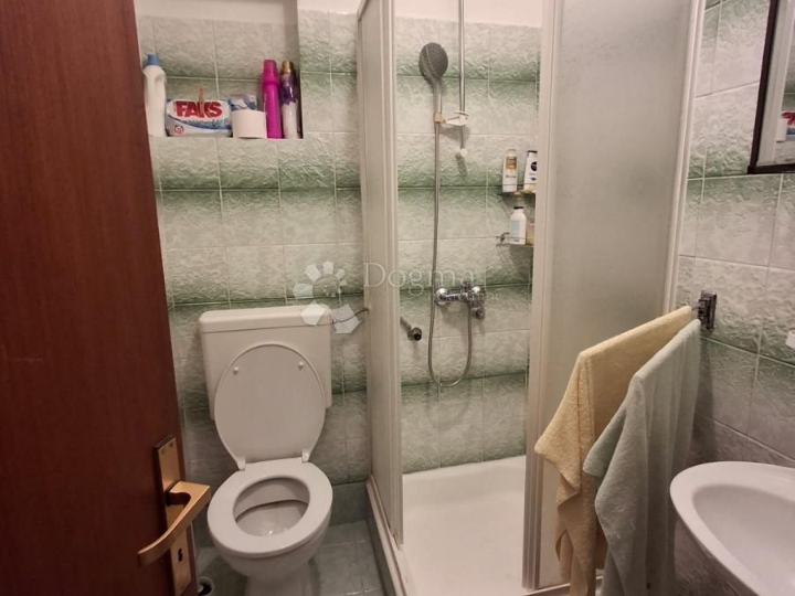 Lijepi apartman u Barbatu na mirnoj lokaciji