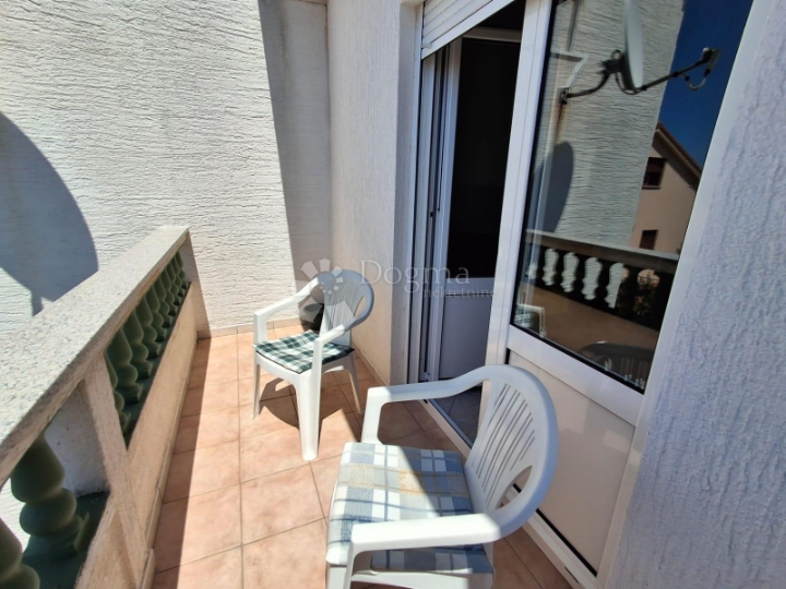Lijepi apartman u Barbatu na mirnoj lokaciji