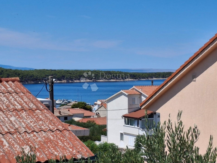 Lijepi apartman u Barbatu na mirnoj lokaciji