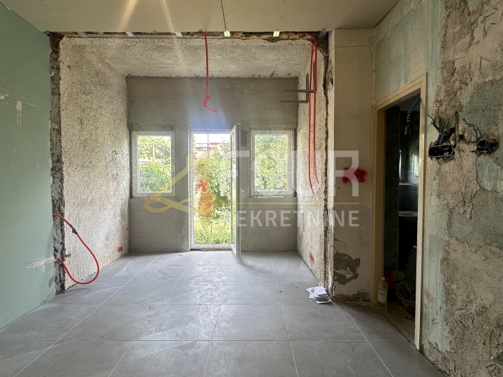 Istra, Pula - centar, 2S+DB, 45.36m2, u adaptaciji