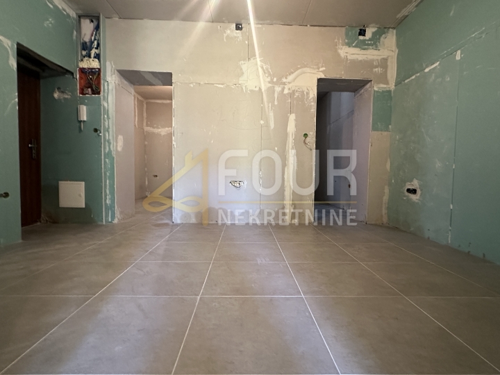 Istra, Pula - centar, 2S+DB, 45.36m2, u adaptaciji