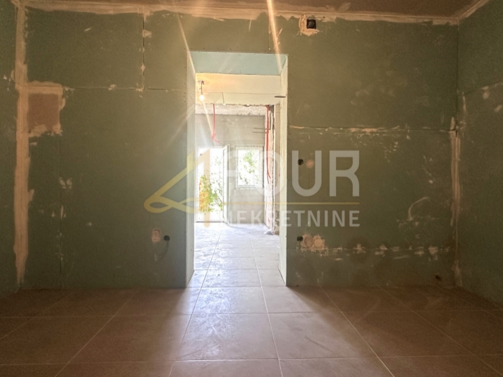 Istra, Pula - centar, 2S+DB, 45.36m2, u adaptaciji