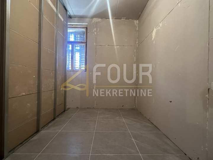 Istra, Pula - centar, 2S+DB, 45.36m2, u adaptaciji