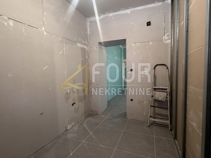 Istra, Pula - centar, 2S+DB, 45.36m2, u adaptaciji