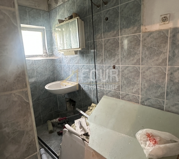 Istra, Pula - centar, 2S+DB, 45.36m2, u adaptaciji