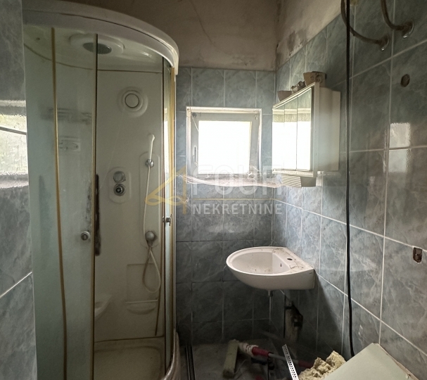 Istra, Pula - centar, 2S+DB, 45.36m2, u adaptaciji