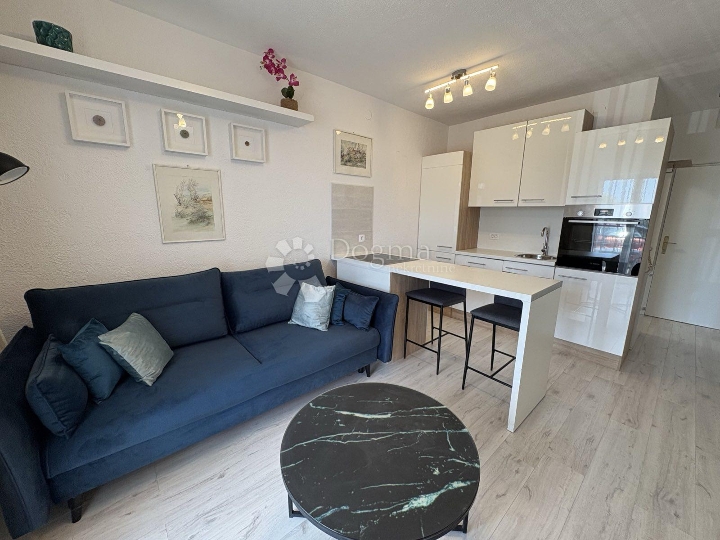 Samo u Dogmi - predivno uređen apartman u Malinskoj