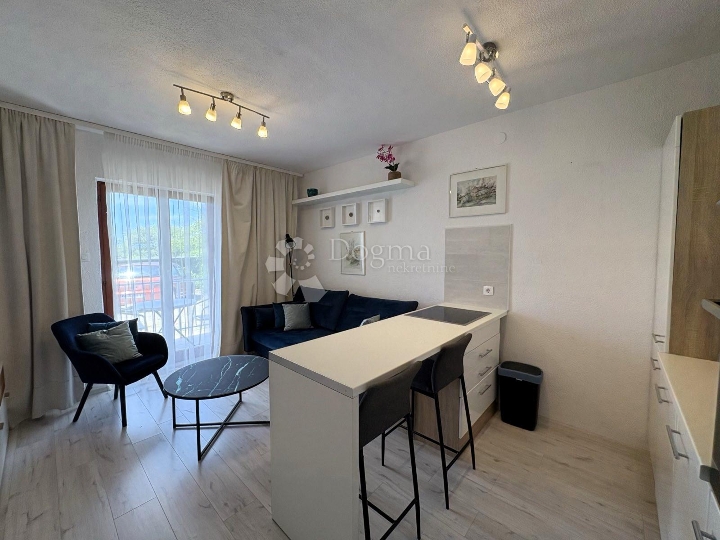 Samo u Dogmi - predivno uređen apartman u Malinskoj