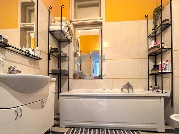 Rijeka, Centar, stan, 3S+DB, 116 m2, 2 balkona