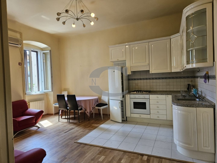 Rijeka, Centar, stan, 2S+DB, 80 m2, balkon