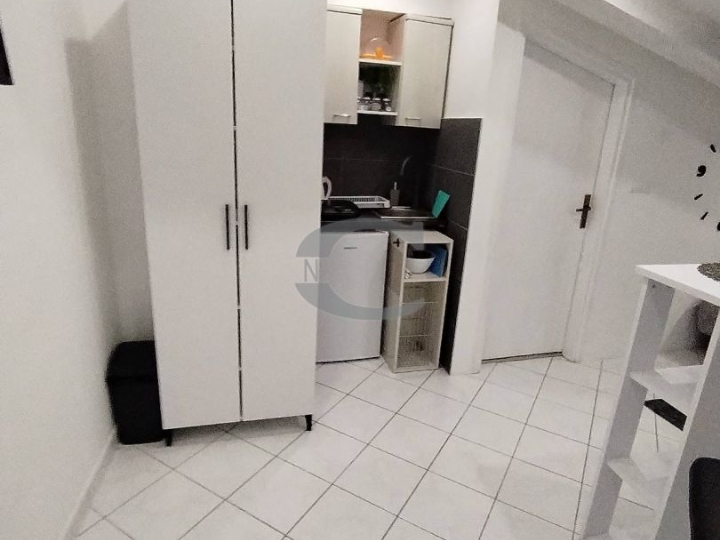 Rijeka, Centar, garsonijera, 24 m2
