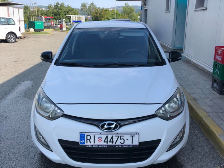 Hyindai i20