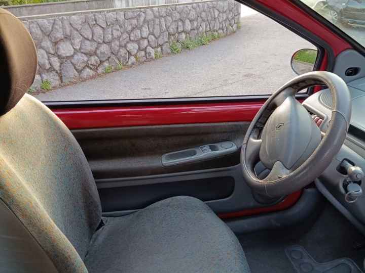 Renault twingo 1.2 benz