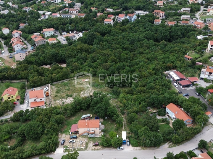 Čavle, Mavrinci, samostojeća kuća 230 m2