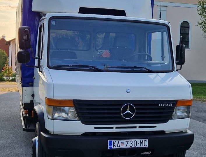 Mercedes Vario 814