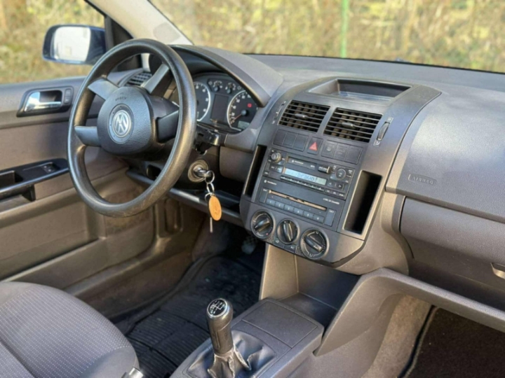 VW Polo 1.2i 12V Cricket