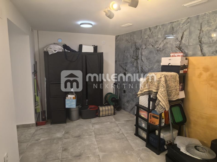 Rijeka, Belveder, samostojeća kuća, 100m2, terasa