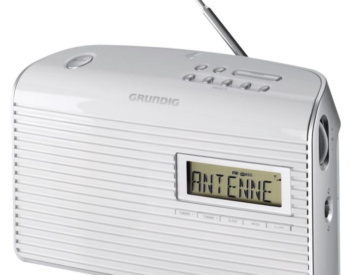 Grundig prijenosni radio