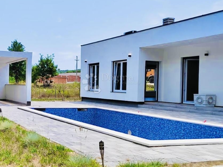 Prekrasna vila s bazenom - useljiva novogradnja