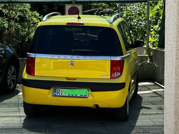 Peugeot 1007