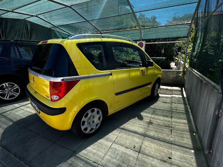 Peugeot 1007