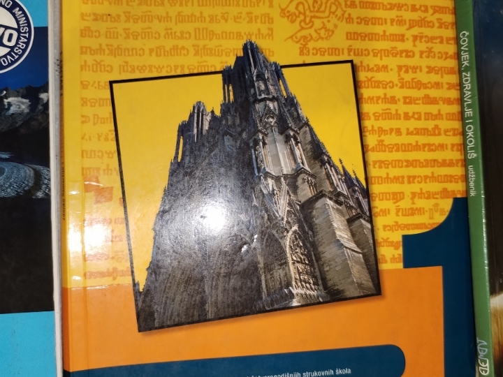 Knjige za Drvodjeljsku školu