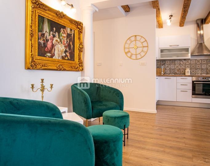 Rijeka, Centar, 74.35 m2, 2-sobni s dnevnim