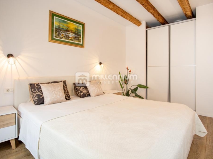 Rijeka, Centar, 74.35 m2, 2-sobni s dnevnim