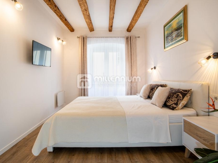 Rijeka, Centar, 74.35 m2, 2-sobni s dnevnim
