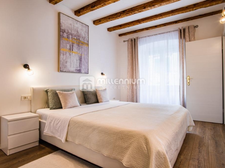 Rijeka, Centar, 74.35 m2, 2-sobni s dnevnim