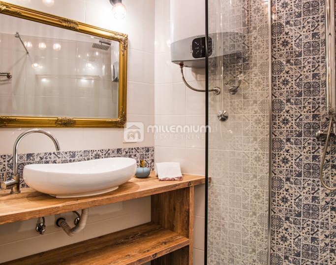 Rijeka, Centar, 74.35 m2, 2-sobni s dnevnim