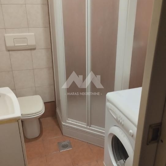 Centar, garsonijera za najam