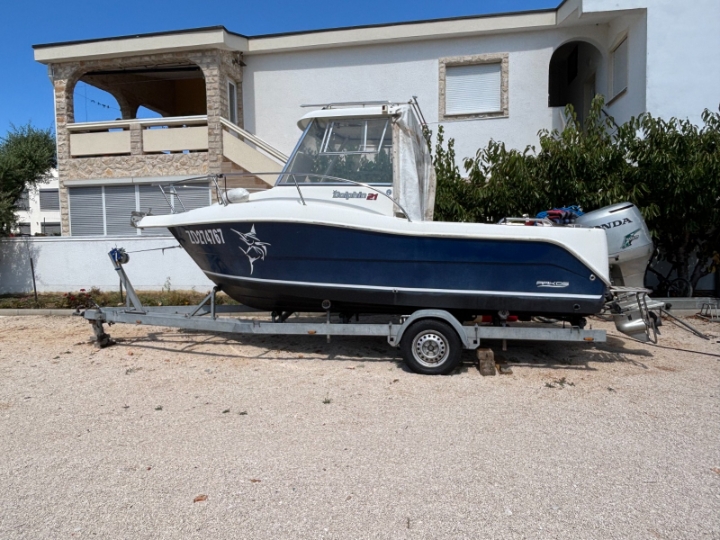 Brodica Arkos Dolphin 21