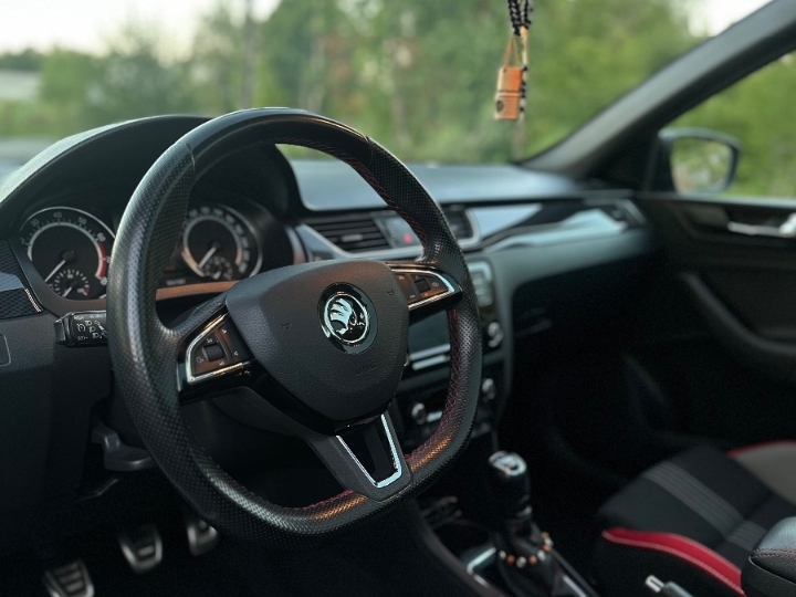 Škoda Rapid Monte Carlo TSI