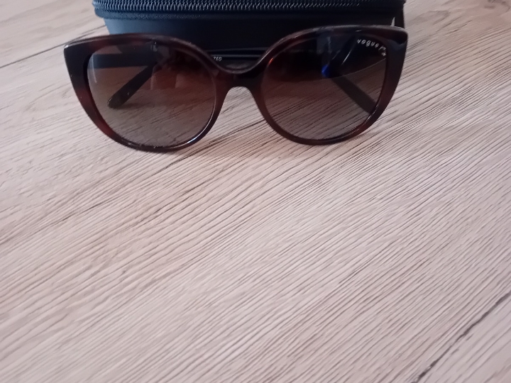 Sunčane naočale Vogue, polarizirane