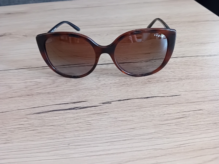 Sunčane naočale Vogue, polarizirane