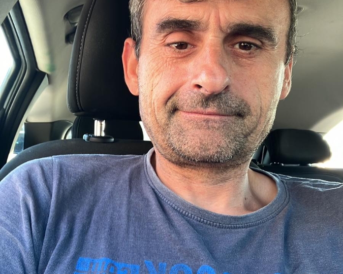 Muškarac 47 godina, slobodan